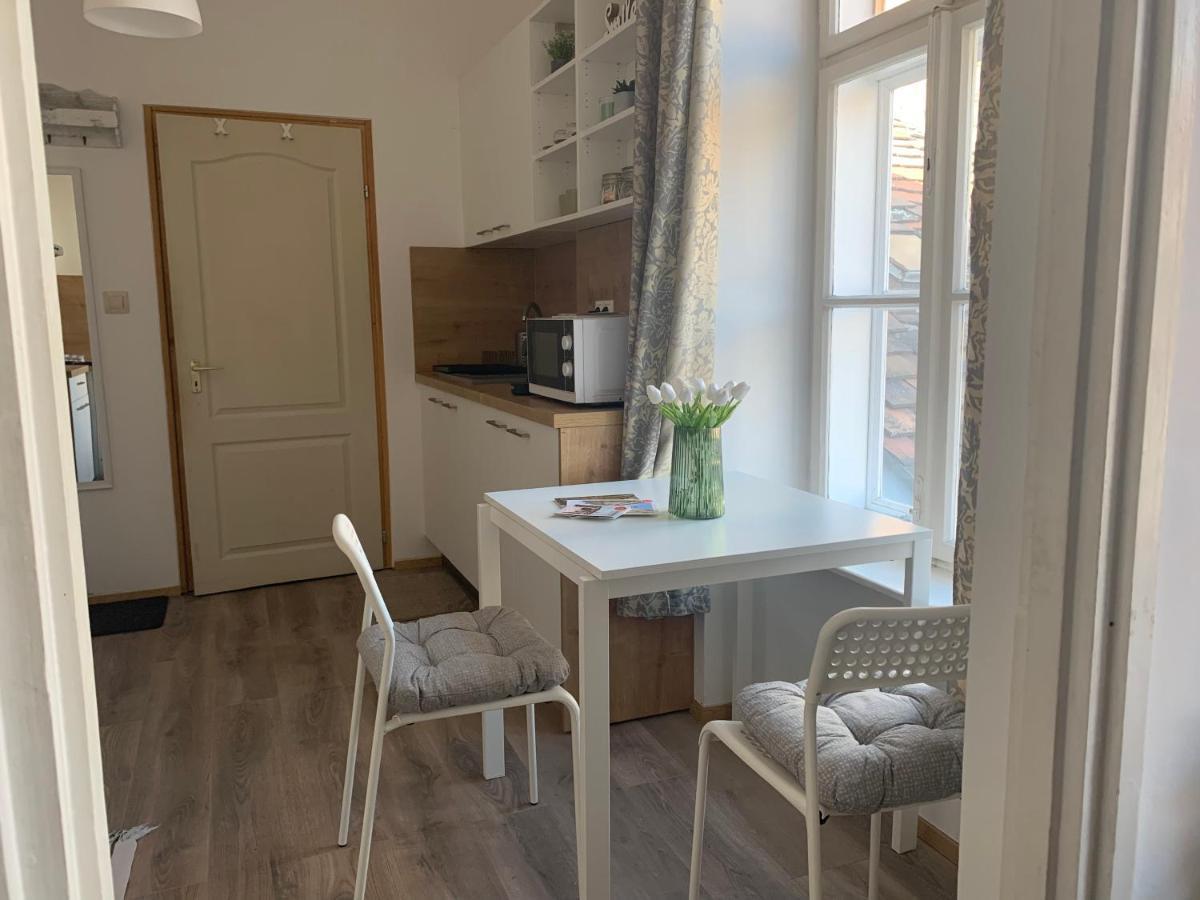 ショプロンStudio77 Apartmanアパートメント エクステリア 写真